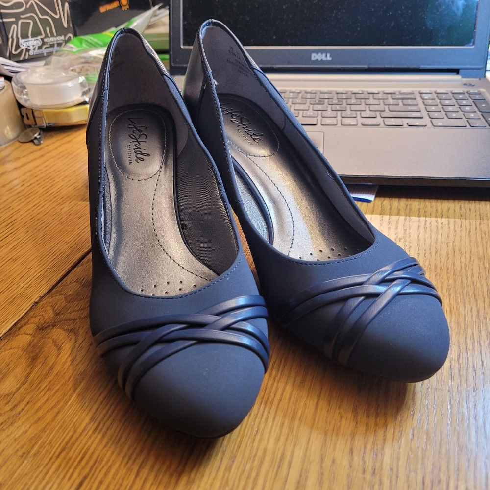 Ladies heel shoe's
